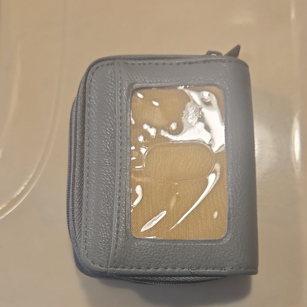 Buxton Leather Gray Accordion Zipper Wallet
